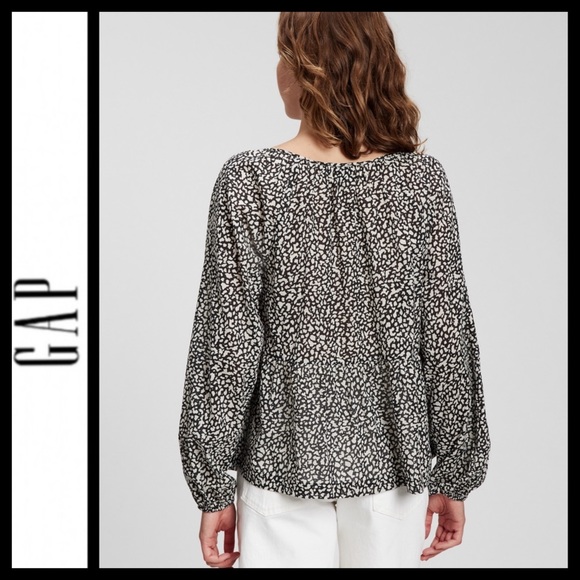 NWT GAP Printed Peplum Top - Picture 3 of 8